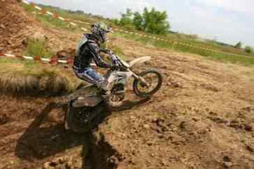 Alex Garbacea Endurocross alex garbacea endurocross Moeciu Cheile Grădiștei: cross enduro la 1200 m altitudine